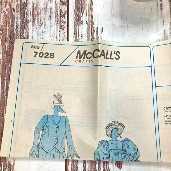 McCall’s #7028 AS THE CROW FLIES Craft Patterns Vintage 1994 - Picture 7 of 11